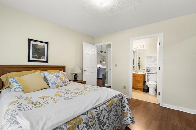 2422 Hansard Drive, North Charleston, SC 29406