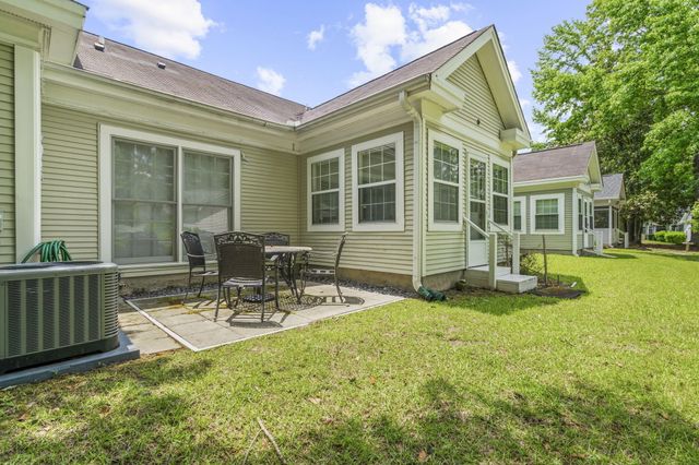 2422 Hansard Drive, North Charleston, SC 29406