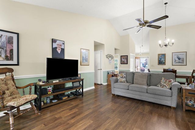 2422 Hansard Drive, North Charleston, SC 29406