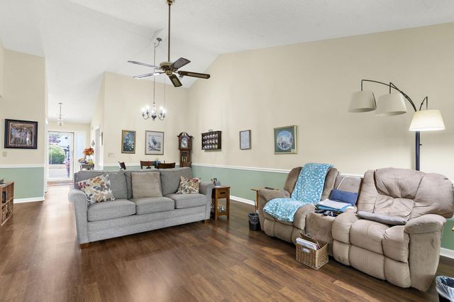 2422 Hansard Drive, North Charleston, SC 29406