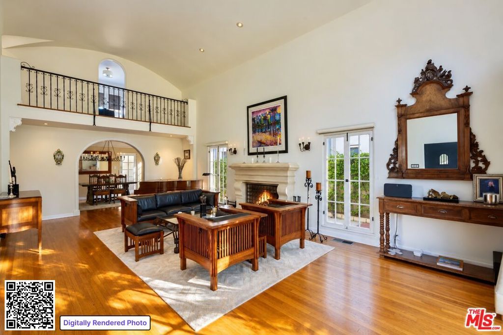 816 S Dunsmuir Avenue, Los Angeles, CA 90036 — photo 5