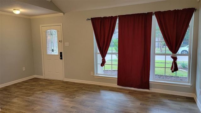9630 E Savile Circle, Houston, TX 77065