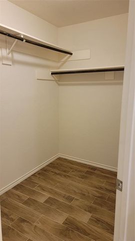 9630 E Savile Circle, Houston, TX 77065