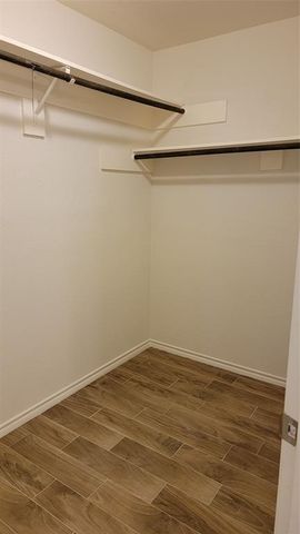 9630 E Savile Circle, Houston, TX 77065