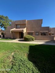 10828 N BILTMORE Drive 154, Phoenix, AZ 85029