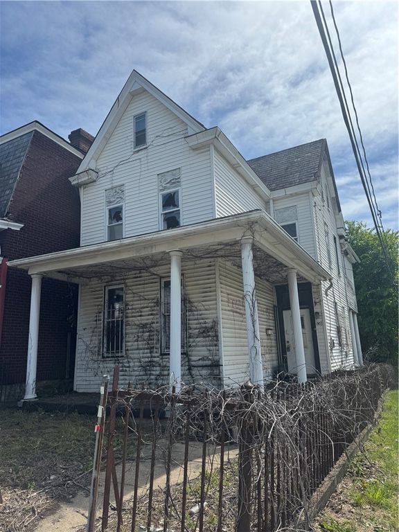 146 Auburn St, Lincoln Larimer, PA 15206