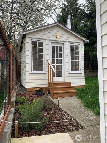 1505 26th Avenue S, Seattle, WA 98144