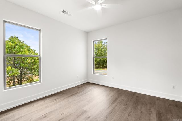 73 Summer Sky Drive, Greenbrier, AR 72058