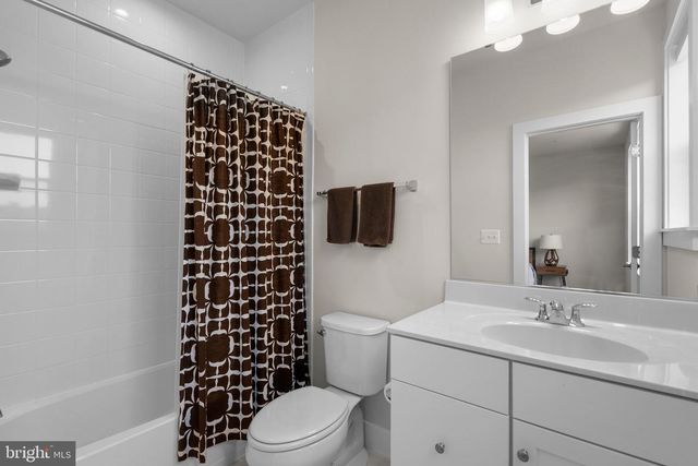 16160 COLUMBUS AVE, Rockville, MD 20855