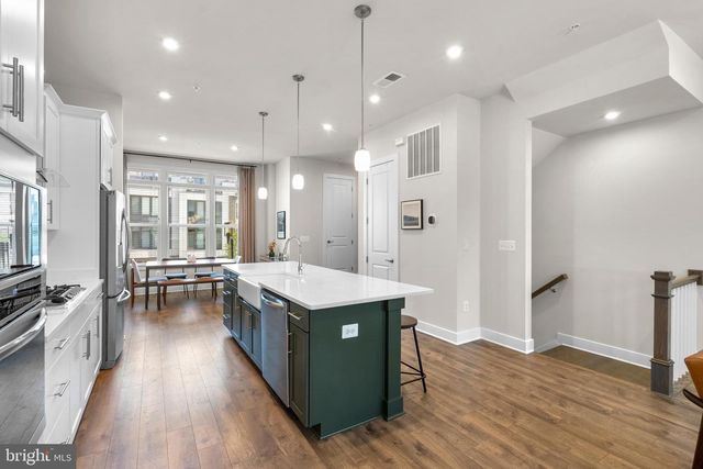 16160 COLUMBUS AVE, Rockville, MD 20855