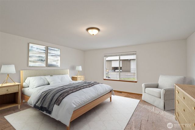 18647 Joselyn Street SW, Rochester, WA 98579