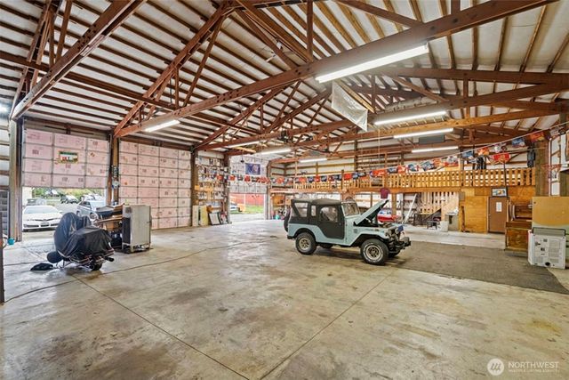 18647 Joselyn Street SW, Rochester, WA 98579