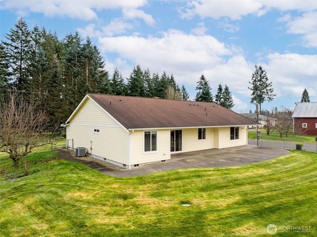 18647 Joselyn Street SW, Rochester, WA 98579
