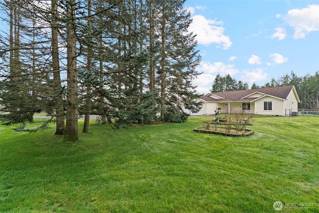 18647 Joselyn Street SW, Rochester, WA 98579