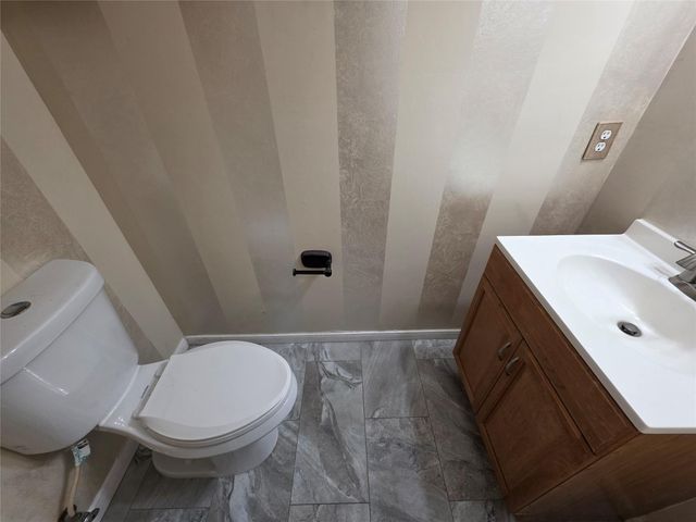 2422 Acadiana Lane, Seabrook, TX 77586