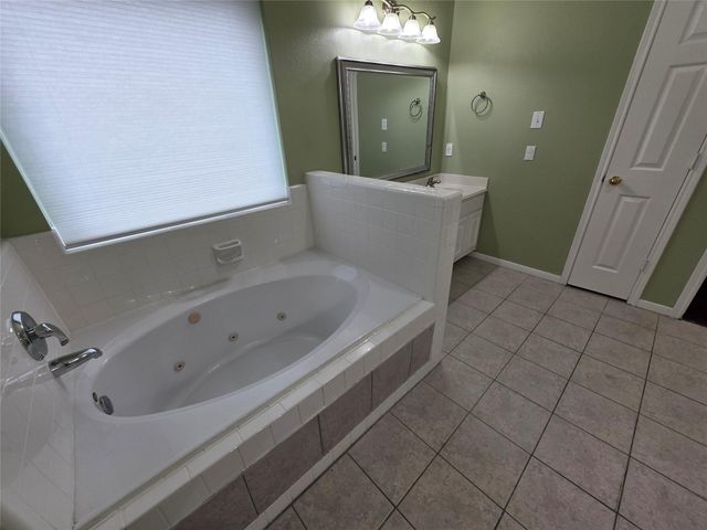 2422 Acadiana Lane, Seabrook, TX 77586