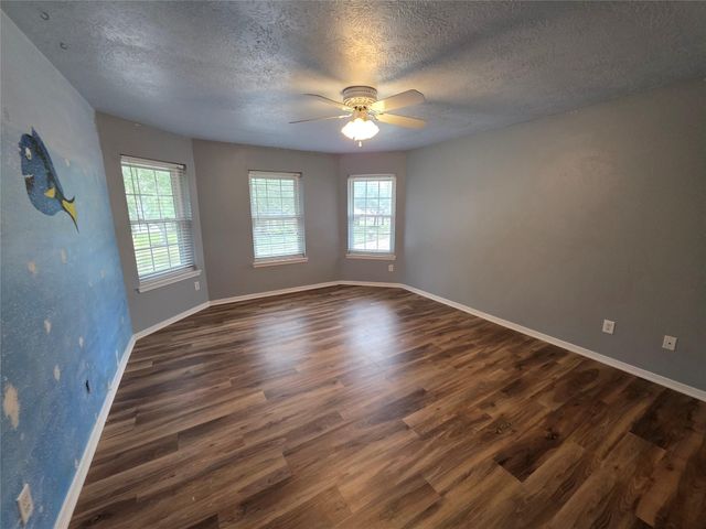 2422 Acadiana Lane, Seabrook, TX 77586