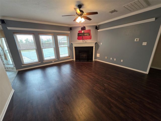 2422 Acadiana Lane, Seabrook, TX 77586