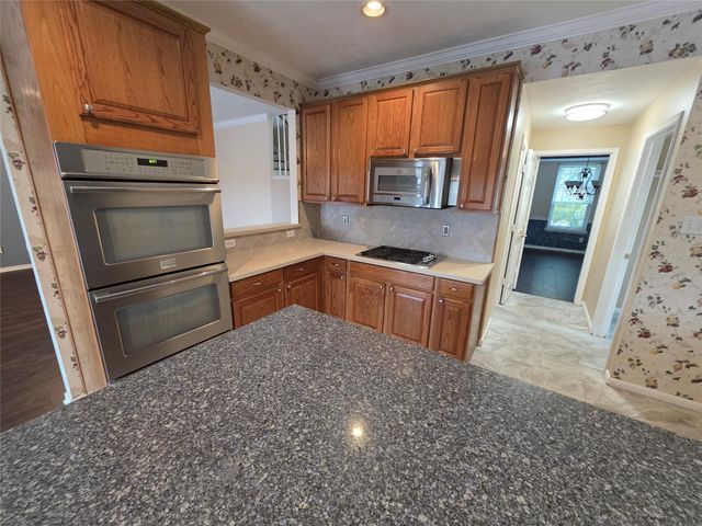 2422 Acadiana Lane, Seabrook, TX 77586