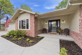 26 McKenzie Drive, Bella Vista, AR 72715