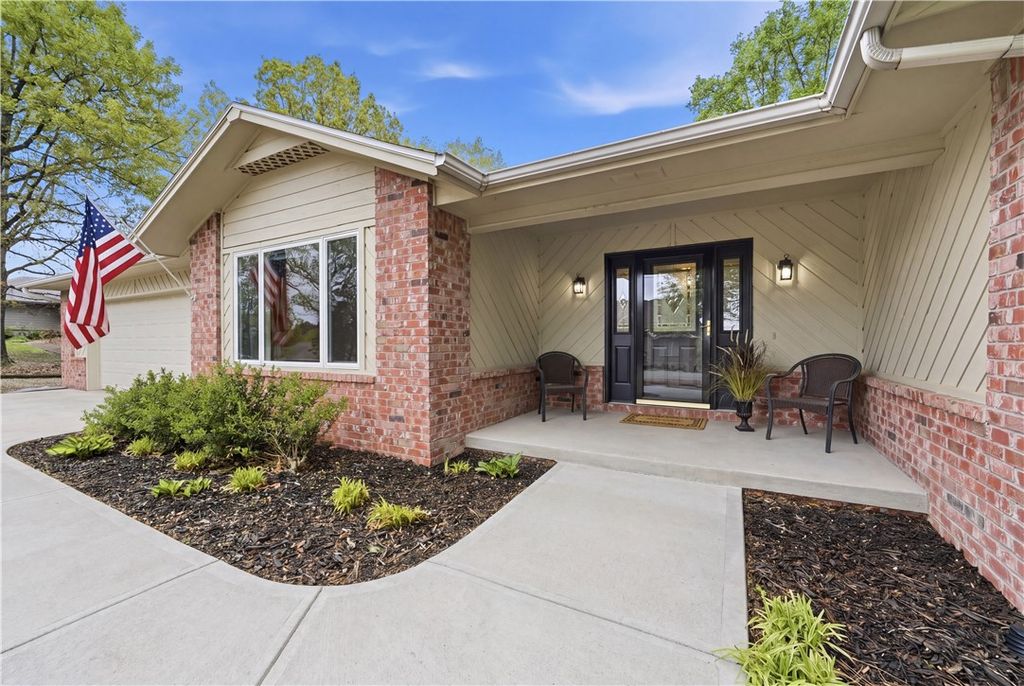 26 McKenzie Drive, Bella Vista, AR 72715