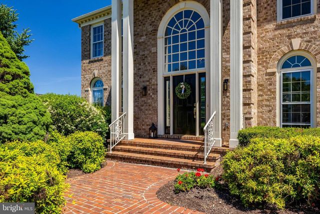 10114 NEDRA DR, Great Falls, VA 22066