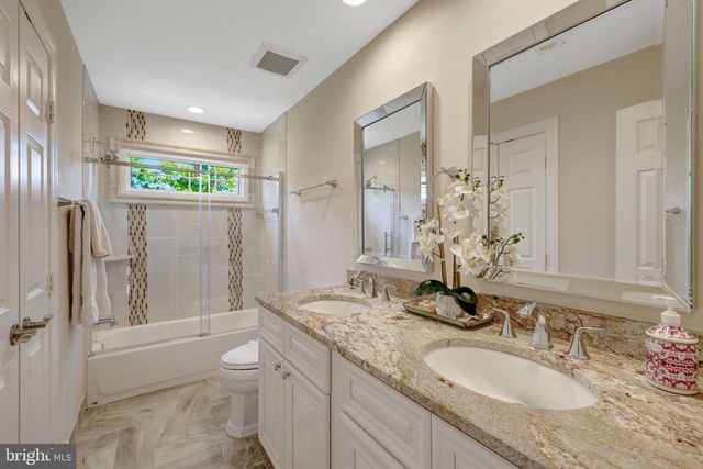 10114 NEDRA DR, Great Falls, VA 22066