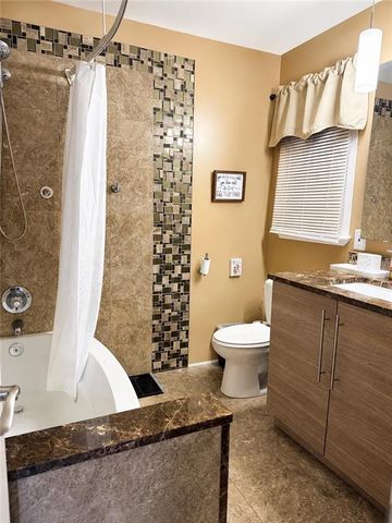8945 Carroll Manor Drive, Sandy Springs, GA 30350