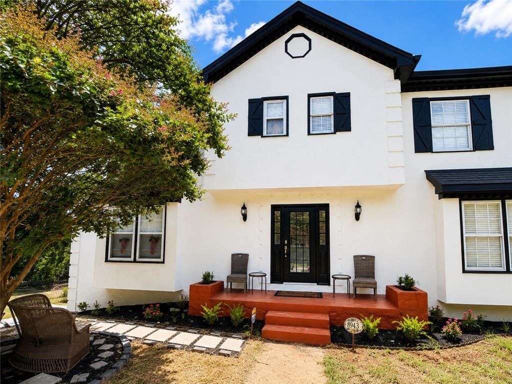 8945 Carroll Manor Drive, Sandy Springs, GA 30350