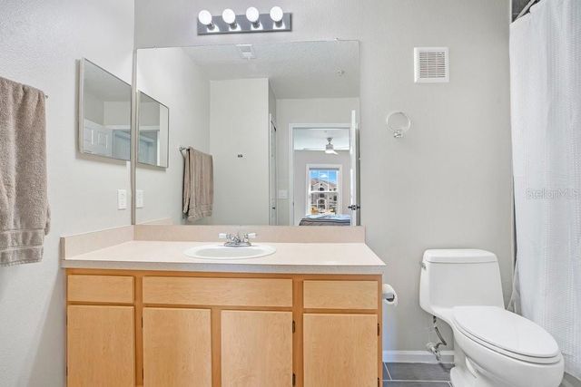 6542 SWISSCO DRIVE 825, Orlando, FL 32822