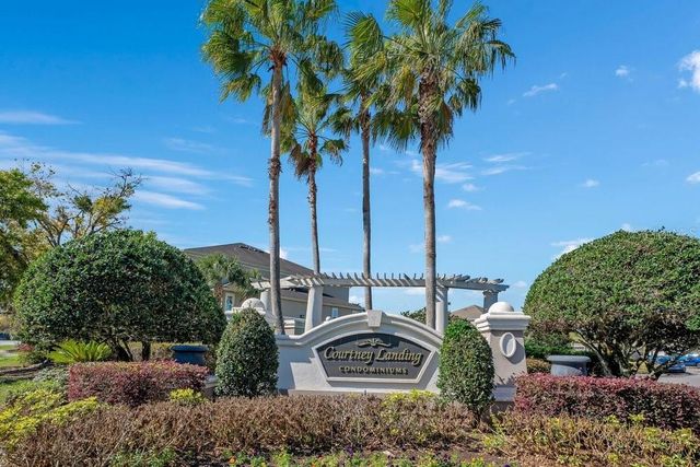 6542 SWISSCO DRIVE 825, Orlando, FL 32822