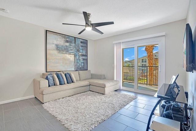 6542 SWISSCO DRIVE 825, Orlando, FL 32822