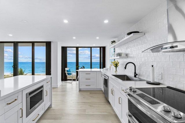 2600 S Ocean Boulevard 4-C, Boca Raton, FL 33432