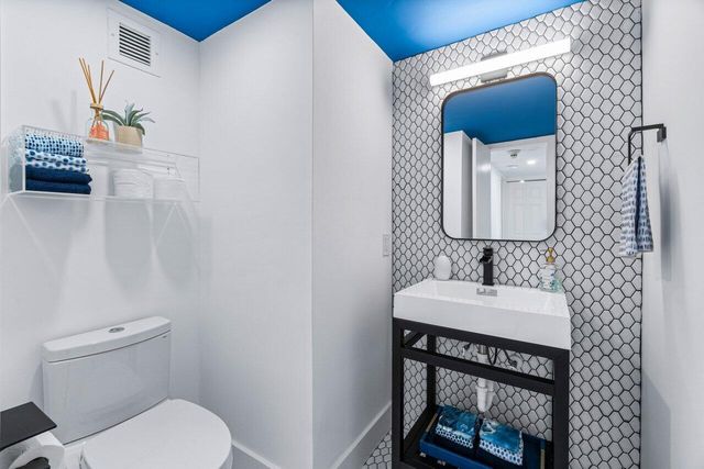 2600 S Ocean Boulevard 4-C, Boca Raton, FL 33432