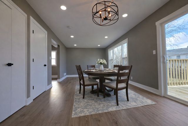 1605 Fox Field Drive, Belvidere, IL 61008