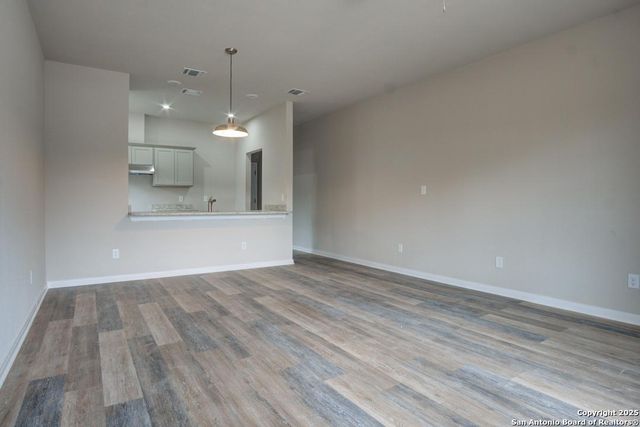 123 Lawton, San Antonio, TX 78237