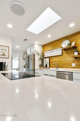 9702 E COCHISE Place, Sun Lakes, AZ 85248