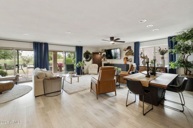 9702 E COCHISE Place, Sun Lakes, AZ 85248