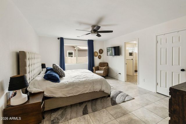 9702 E COCHISE Place, Sun Lakes, AZ 85248