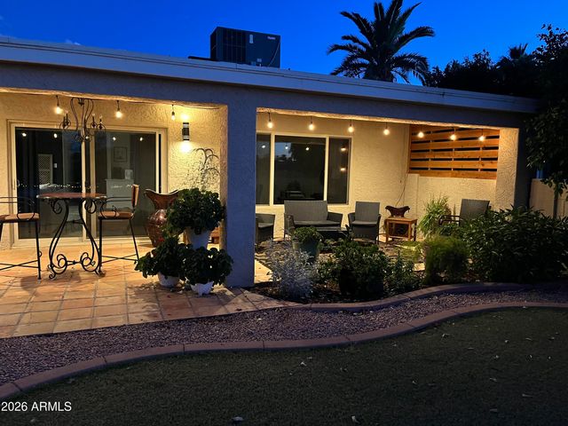 9702 E COCHISE Place, Sun Lakes, AZ 85248