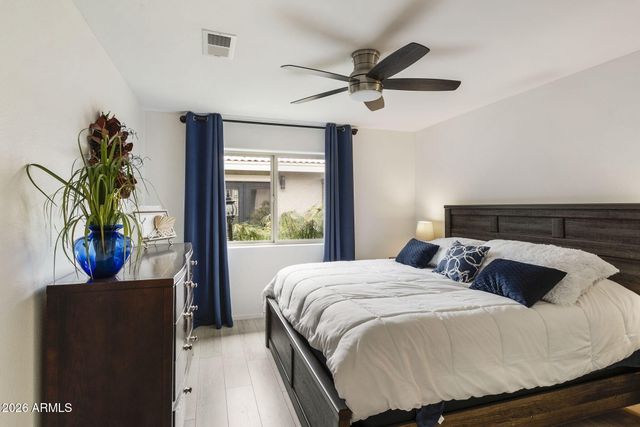 9702 E COCHISE Place, Sun Lakes, AZ 85248