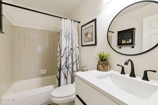 9702 E COCHISE Place, Sun Lakes, AZ 85248