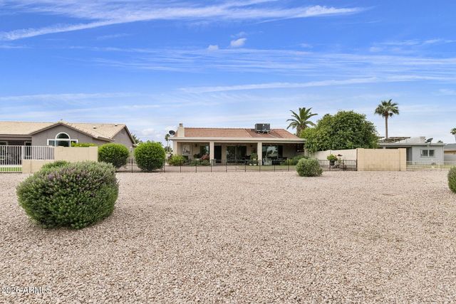 9702 E COCHISE Place, Sun Lakes, AZ 85248