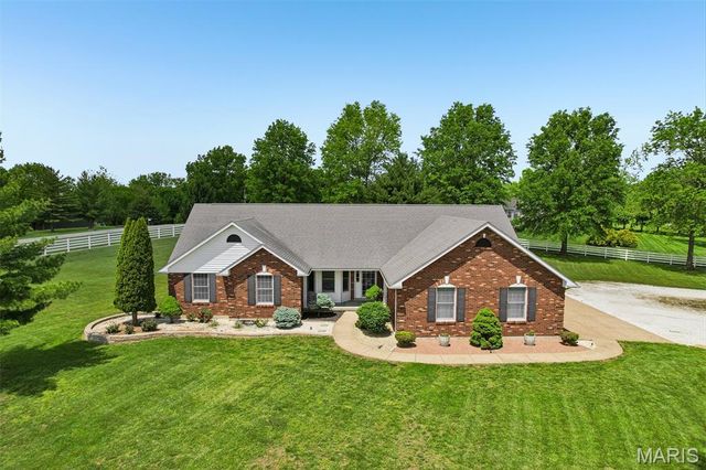 4165 Highway C, Moscow Mills, MO 63362