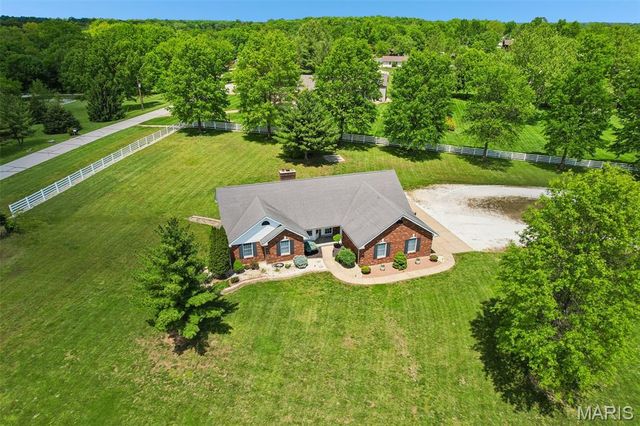 4165 Highway C, Moscow Mills, MO 63362