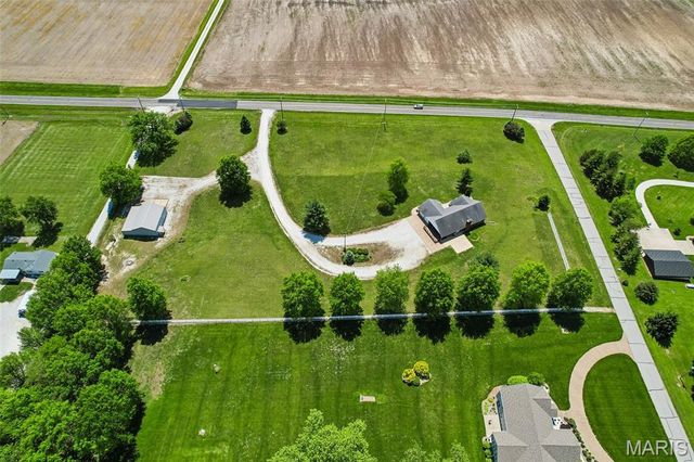 4165 Highway C, Moscow Mills, MO 63362