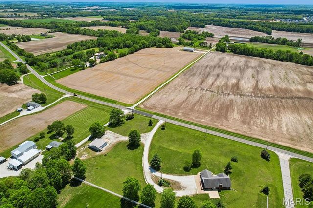 4165 Highway C, Moscow Mills, MO 63362