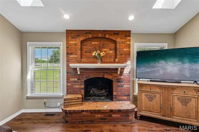 4165 Highway C, Moscow Mills, MO 63362