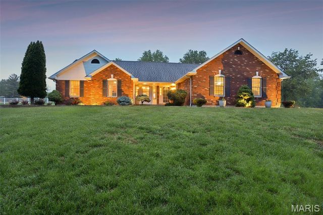 4165 Highway C, Moscow Mills, MO 63362
