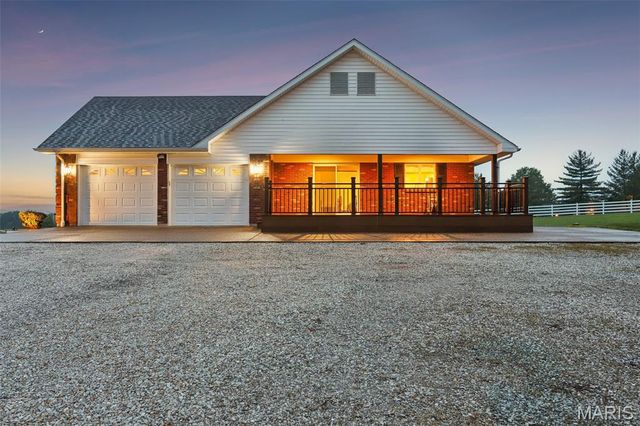 4165 Highway C, Moscow Mills, MO 63362